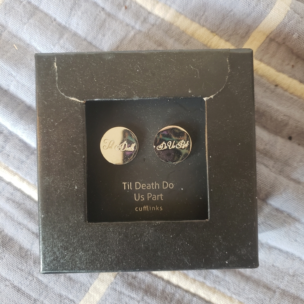 3/20$*Til death do us part cuff links